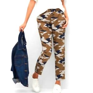 Banana Republic Factory Hayden Pant (Camo Print) - Size 6